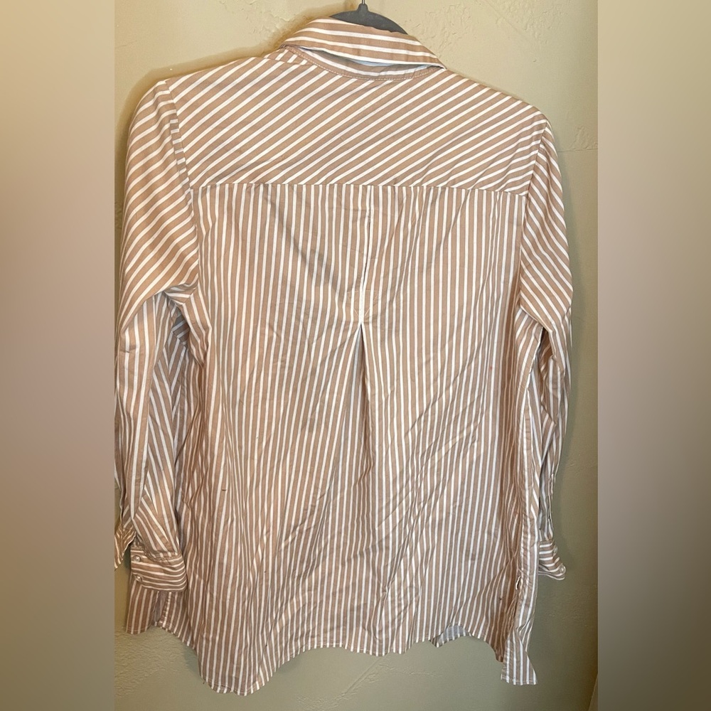 Neutral white stripe button down - Picture 3 of 3